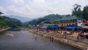 Kochi to Pamba Taxi Services