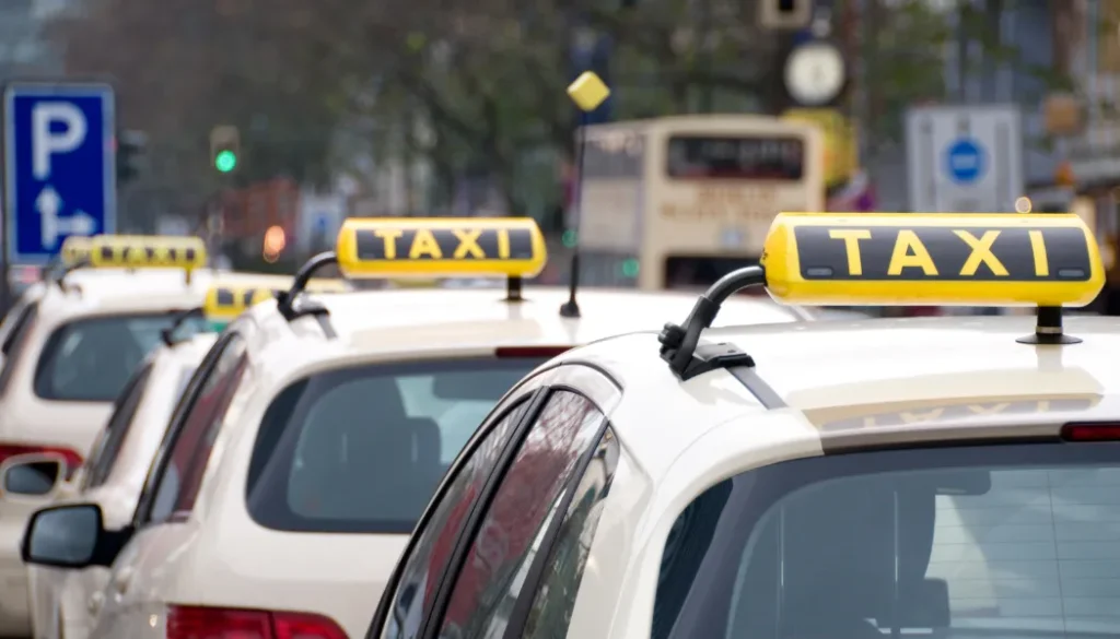 24/7 Taxi Service in Kochi